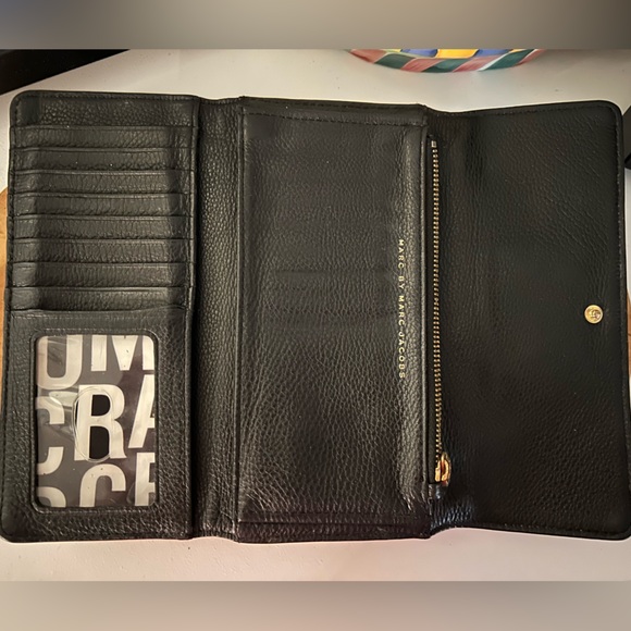 Marc by Marc Jacobs wallet - Picture 3 of 4